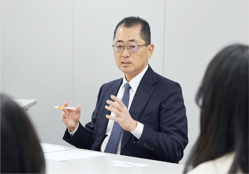 平井光三 先生