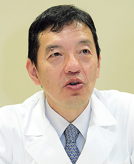 がん治療センター センター長・腫瘍内科教授　加藤 俊介