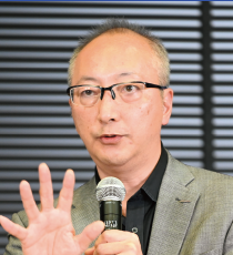 馬場 浩史氏