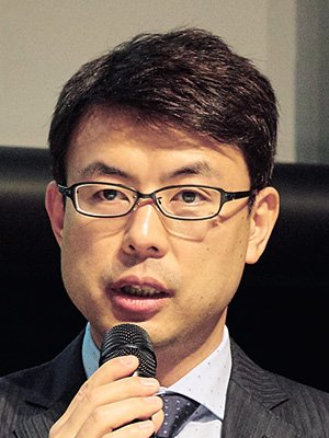 辻 賢治氏