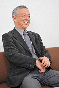Susumu Shimazono Professor, Graduate School of Applied Religious Studies