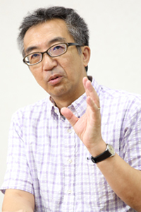 Hiroaki Mizushima, Professor, Department of Journalism, Faculty of Humanities