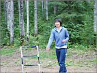 現地交流会でゲームを楽しむ谷圭菜隊員