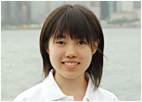 堀　綾香