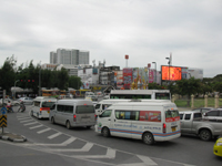 タイの町並み　日本車がいっぱい！
